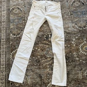 White distressed Hudson Jeans Crop Ginny so 24
